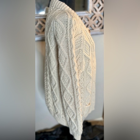 🤩 NEW LISTING! Blarney Woollen Mills Vintage Cream Cable Knit Wool Sweater Sz L - Picture 7 of 11